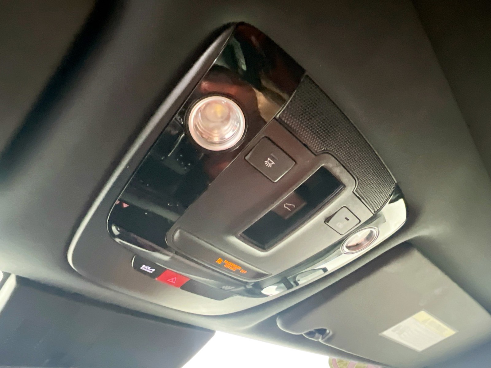 Used 2024 Wolf Gray Kia SX-Prestige image 18