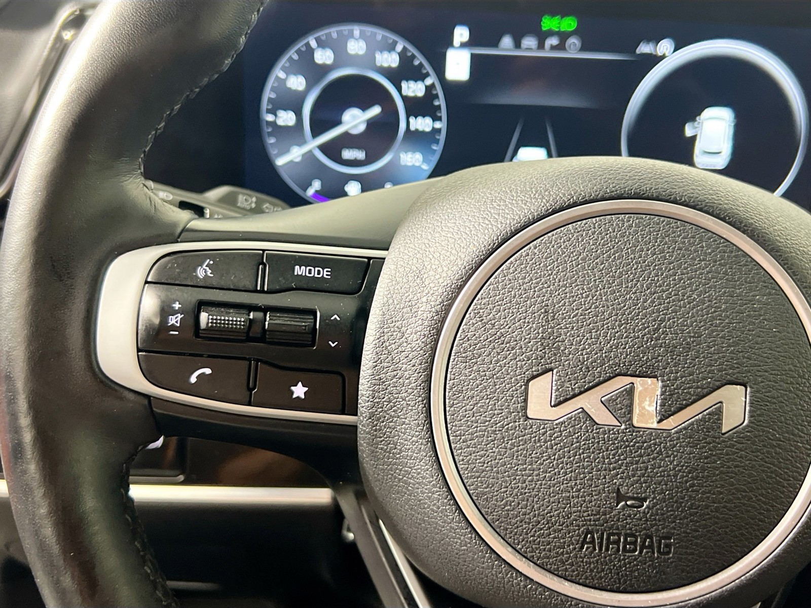 Used 2024 Wolf Gray Kia SX-Prestige image 16