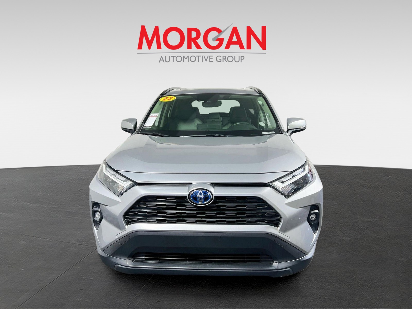 Used 2022 Silver Sky Metallic Toyota XLE Premium image 8