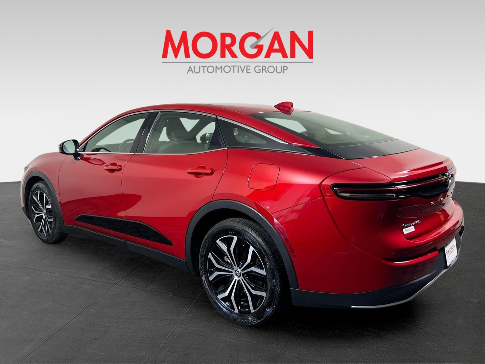 Used 2024 Supersonic Red Toyota XLE image 5