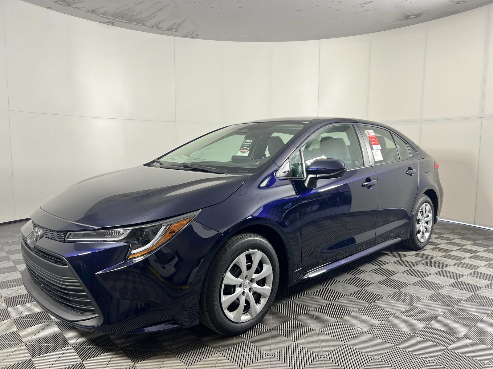 Used 2023 Blueprint Toyota LE image 31