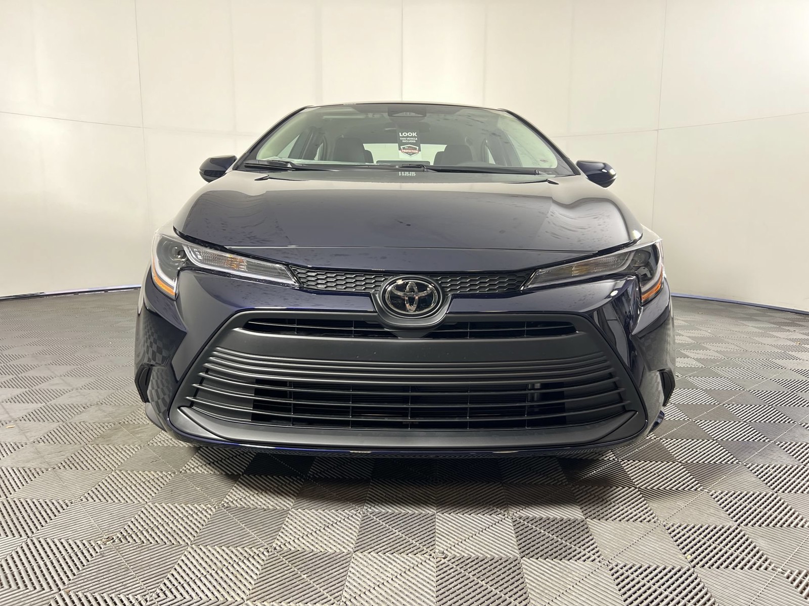 Used 2023 Blueprint Toyota LE image 32