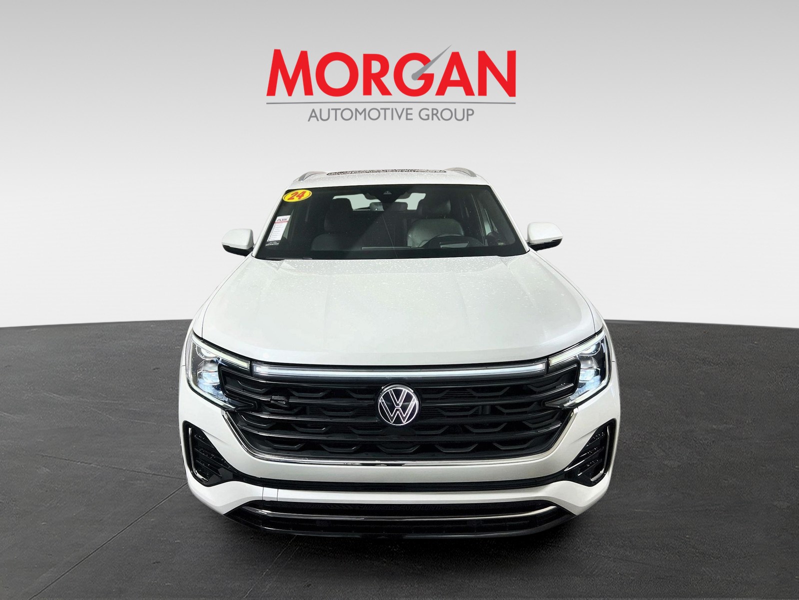 Used 2024 Opal White Pearl Volkswagen 2.0T SEL R-Line image 8