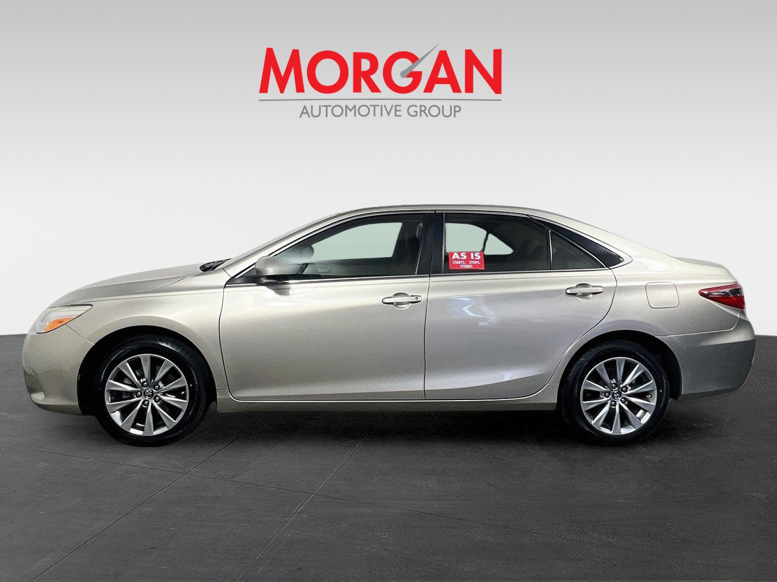 Used 2017 Creme Brulee Mica Toyota XLE image 6