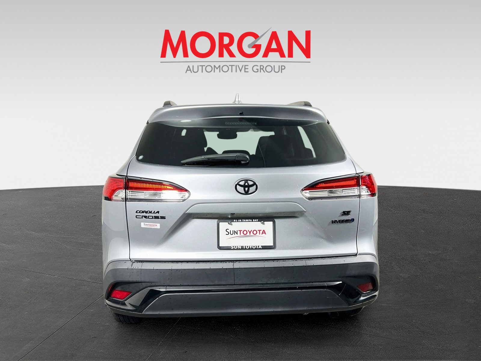 Used 2024 Sonic Silver Toyota Hybrid SE image 4