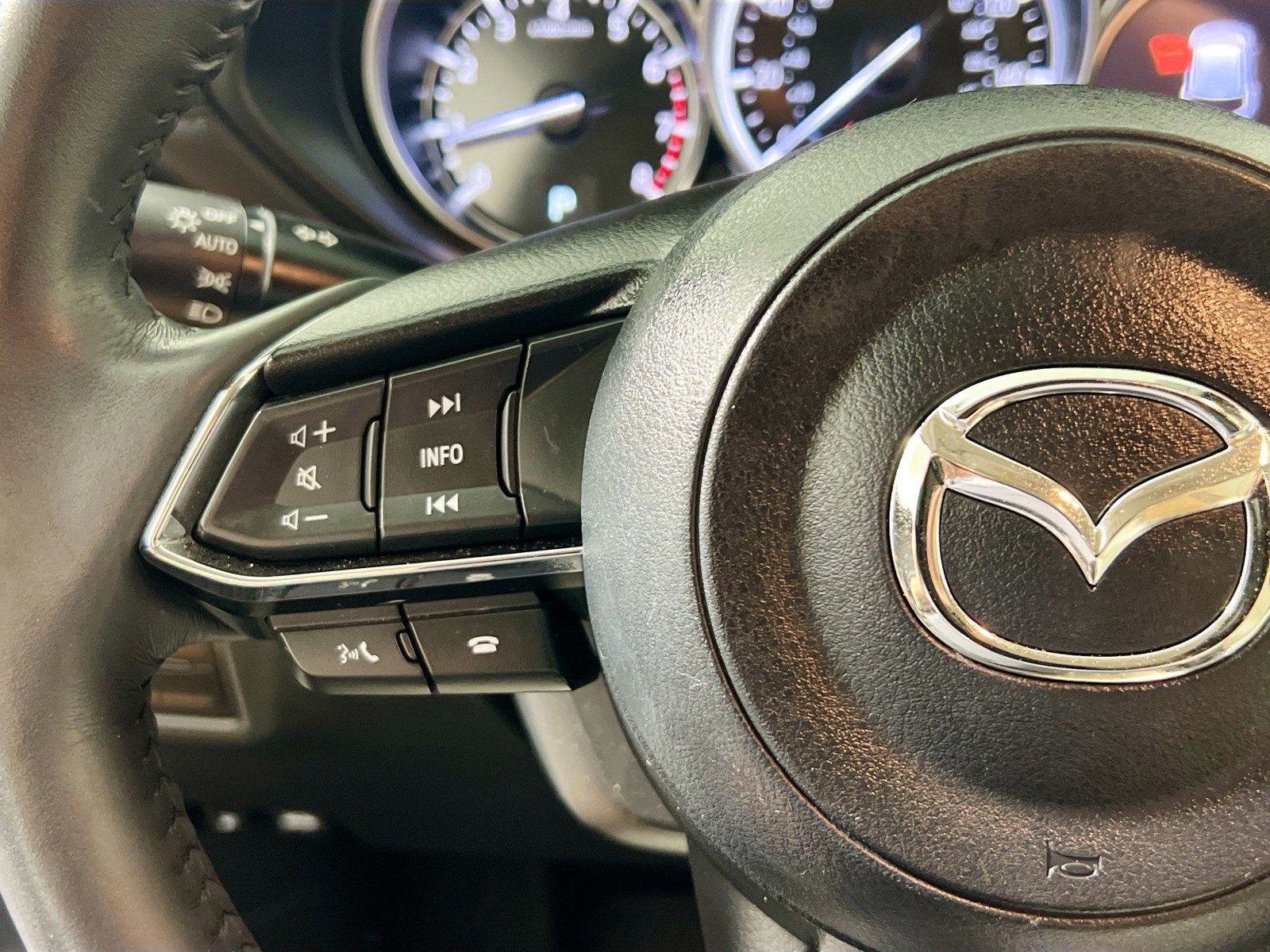 Used 2024 Deep Crystal Blue Mica Mazda 2.5 S Preferred Package image 16