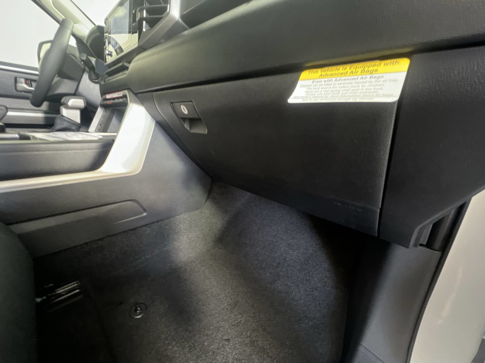 Used 2024 Ice Cap Toyota SR5 image 30