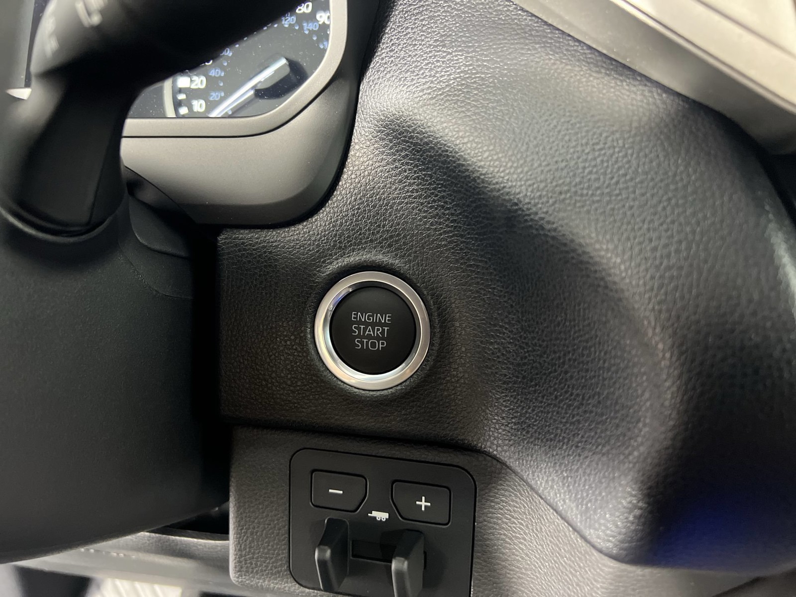 Used 2024 Ice Cap Toyota SR5 image 20