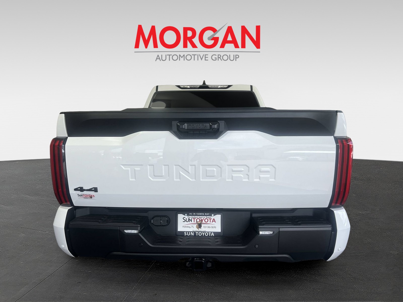 Used 2024 Ice Cap Toyota SR5 image 4