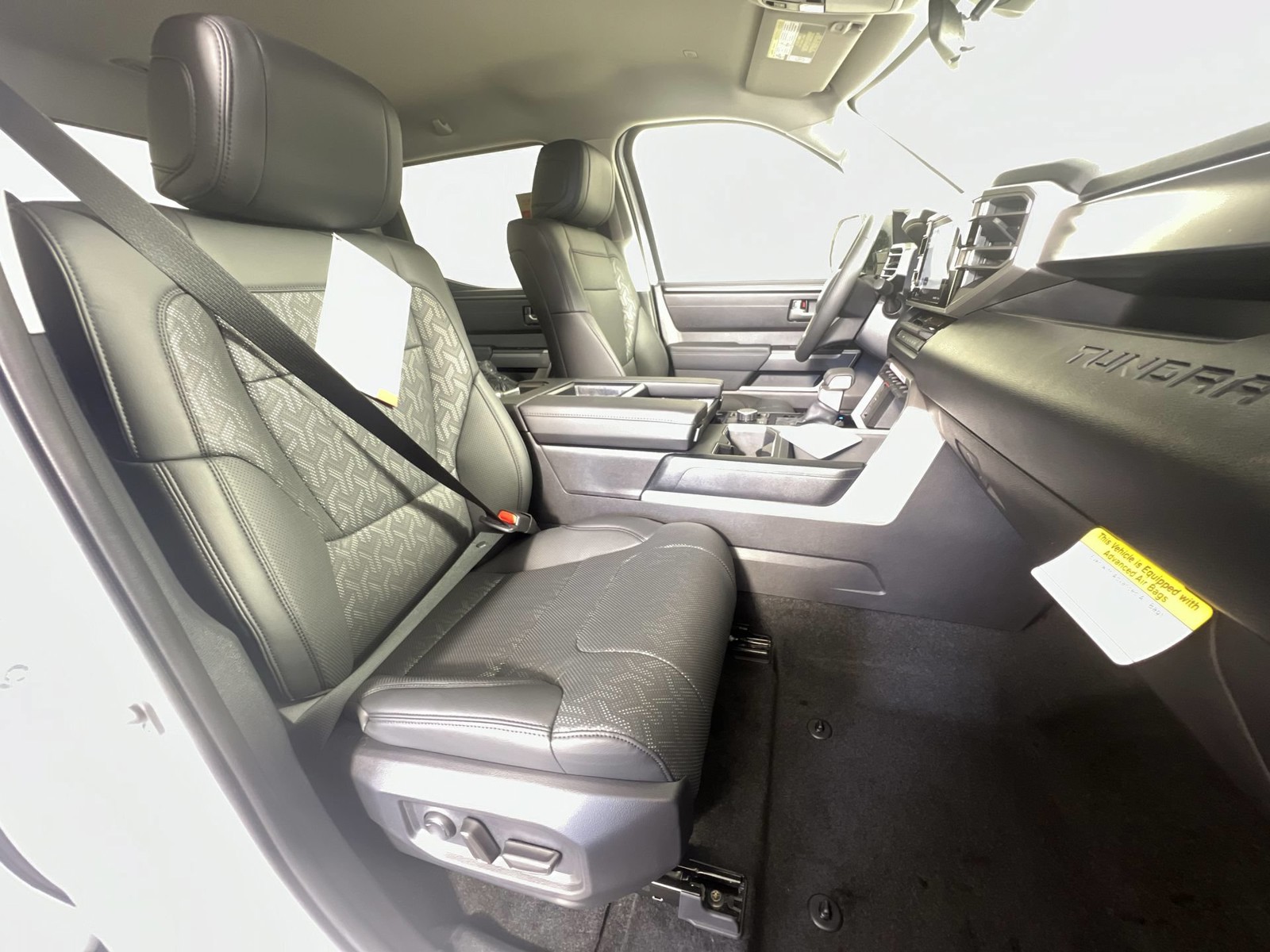 Used 2024 Ice Cap Toyota SR5 image 26