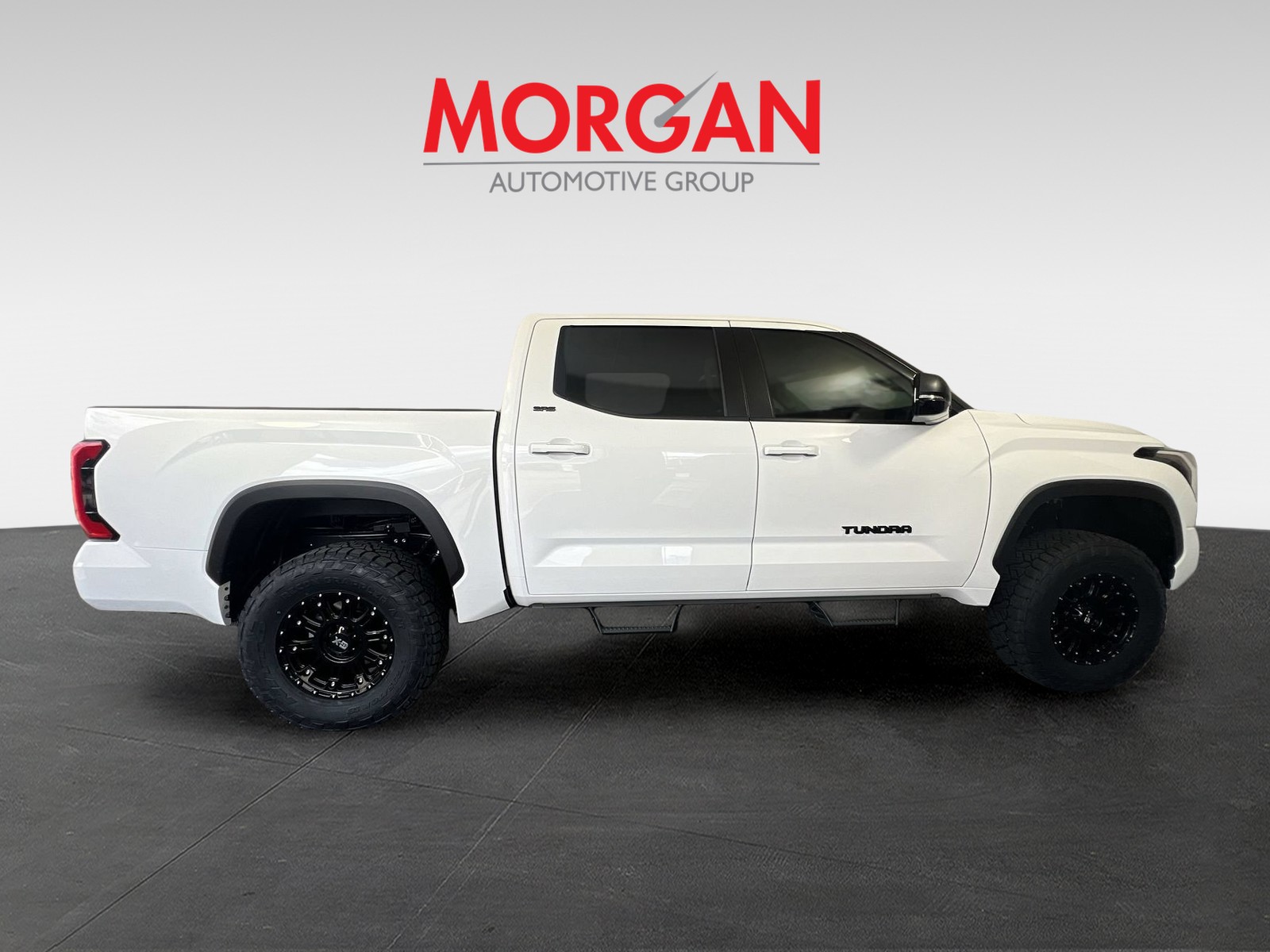Used 2024 Ice Cap Toyota SR5 image 2
