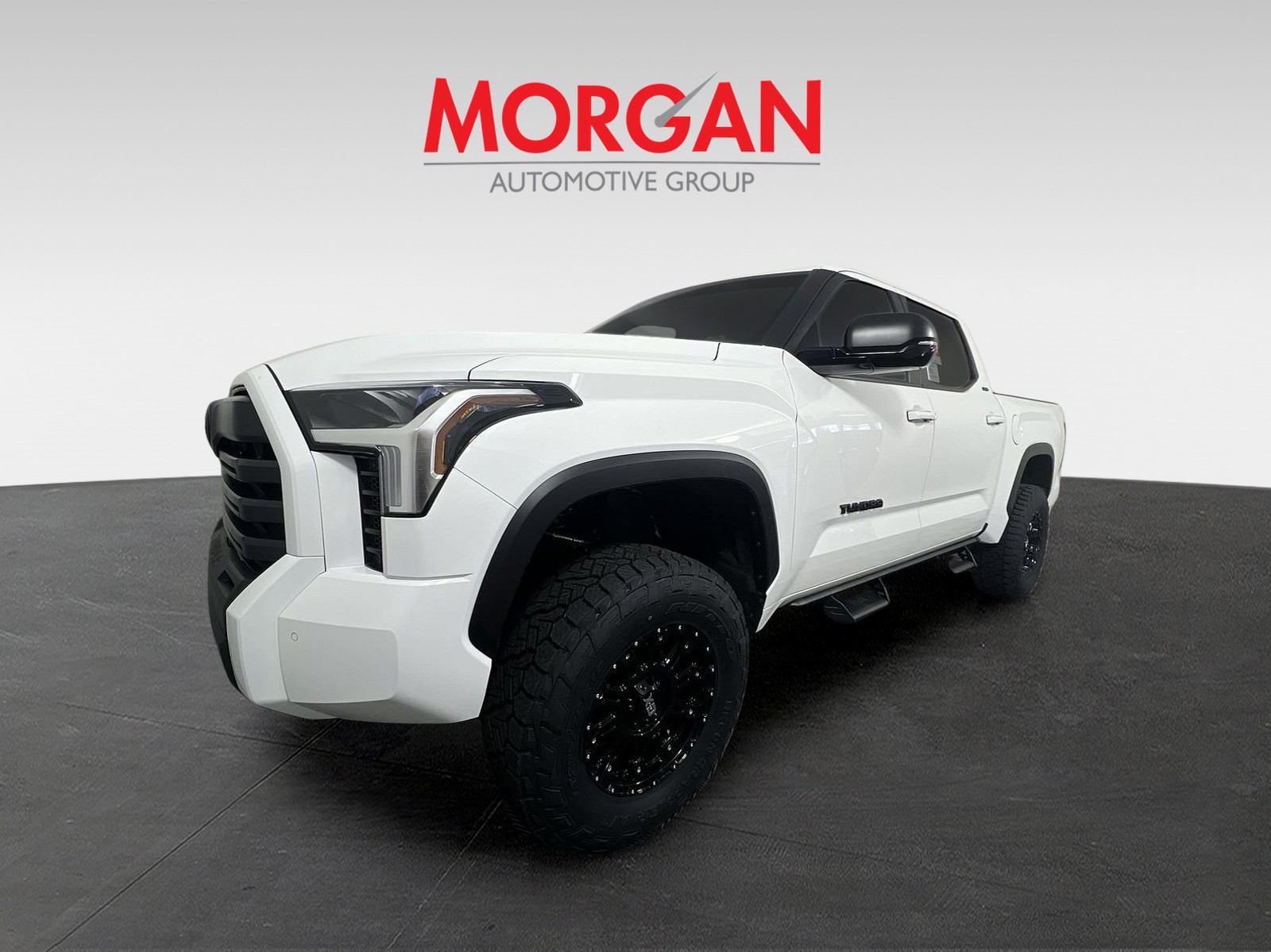 Used 2024 Ice Cap Toyota SR5 image 7