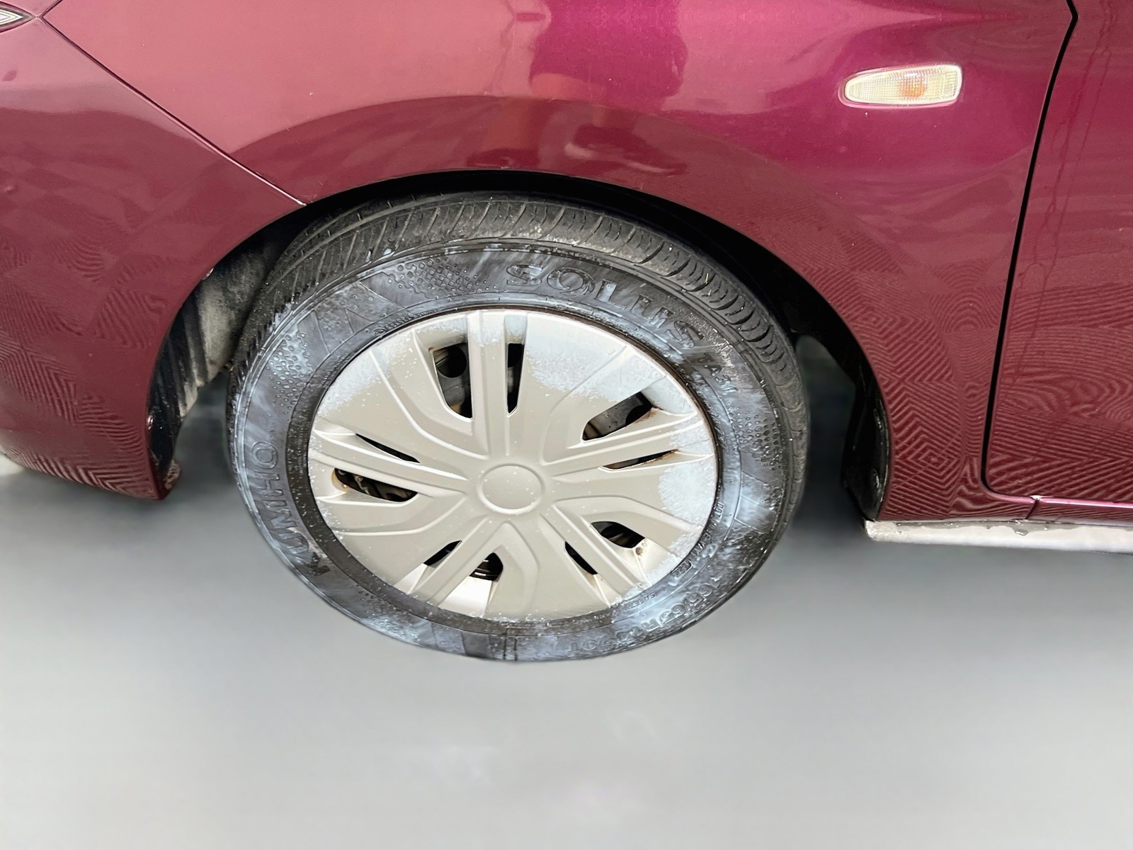 Used 2019 Wine Red Metallic Mitsubishi ES image 11