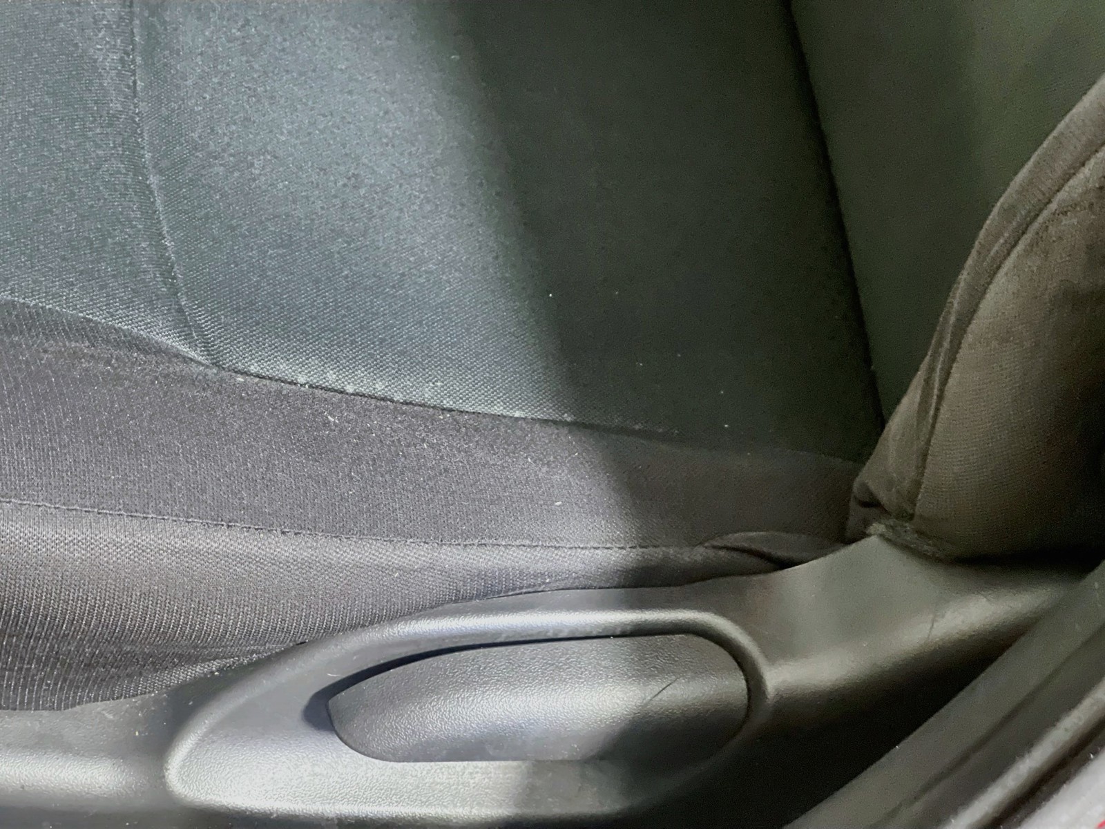Used 2019 Wine Red Metallic Mitsubishi ES image 13