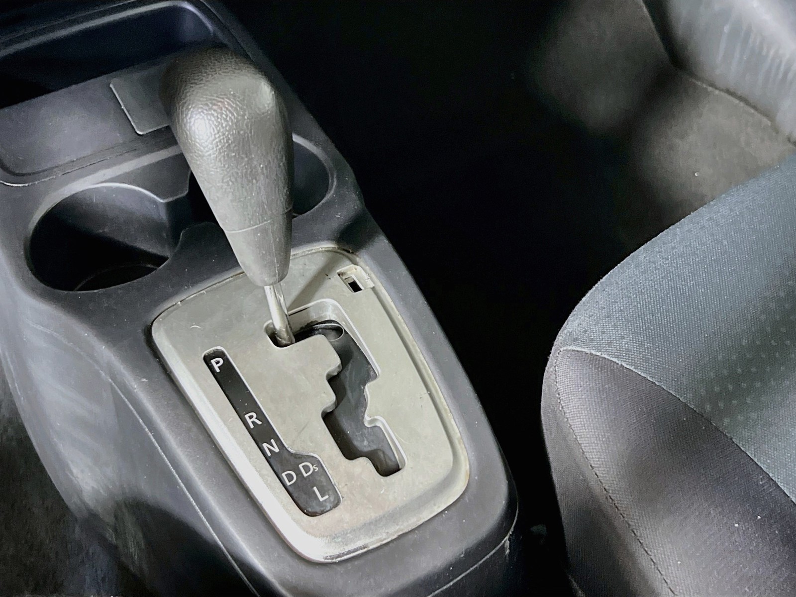 Used 2019 Wine Red Metallic Mitsubishi ES image 20