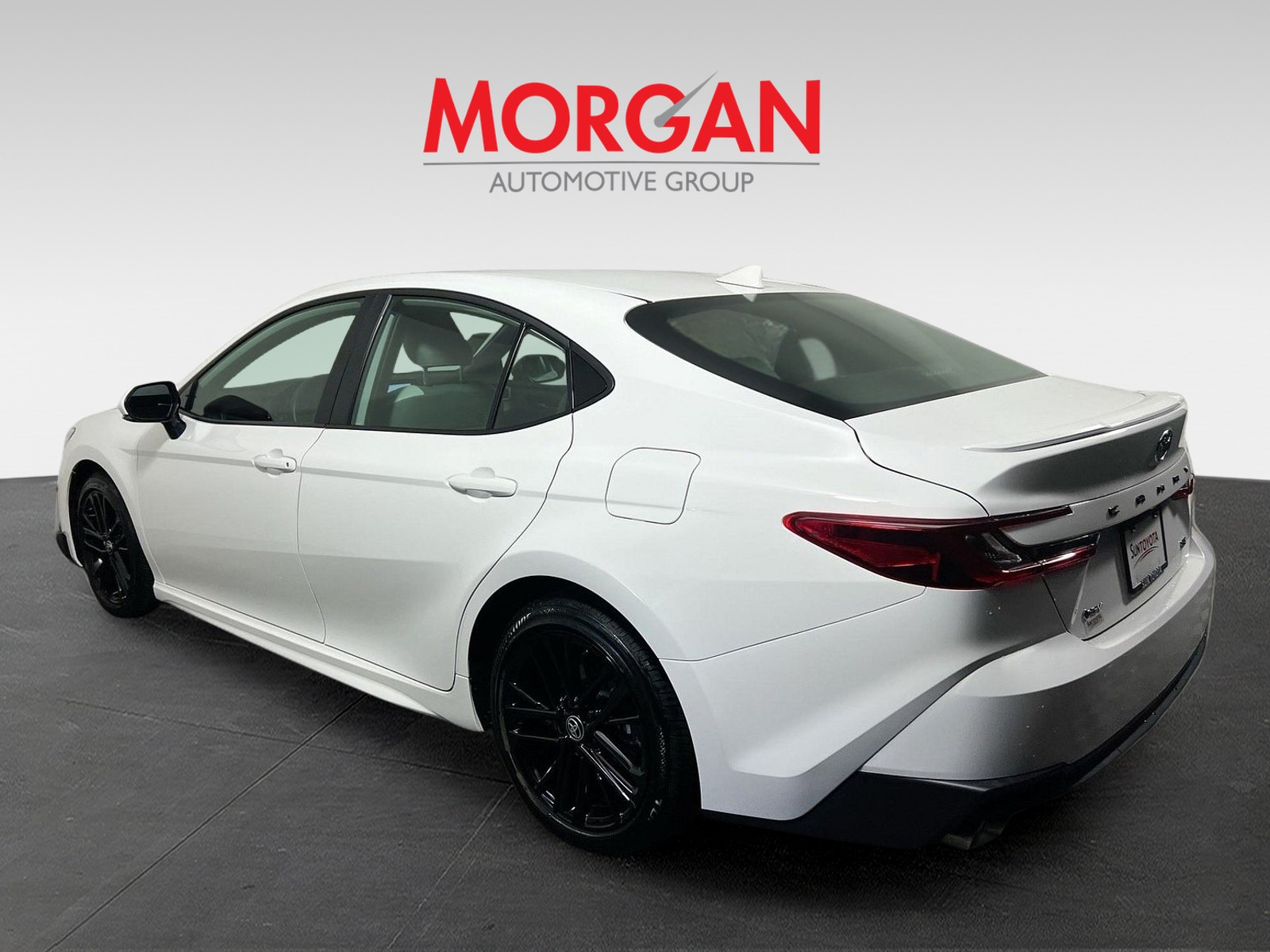 Used 2026 Ice Cap Toyota SE image 5