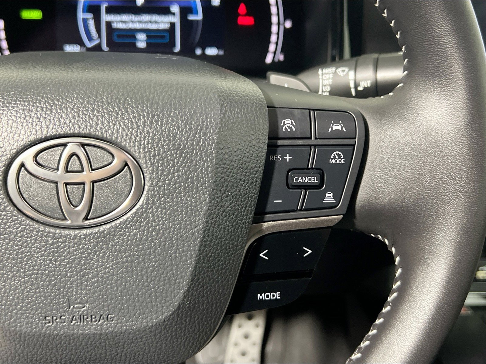 Used 2026 Ice Cap Toyota SE image 17