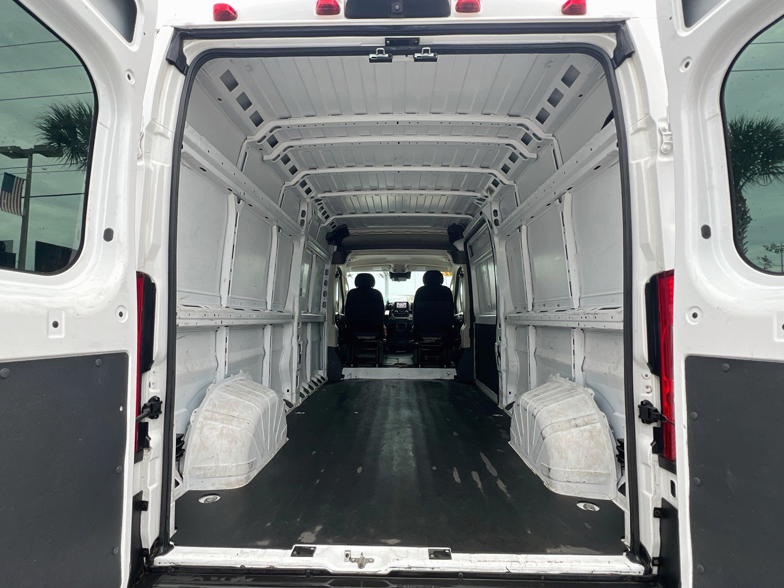 Used 2022 Bright White Clearcoat Ram High Roof image 31