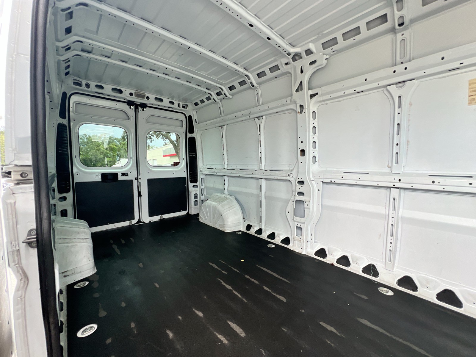Used 2022 Bright White Clearcoat Ram High Roof image 30