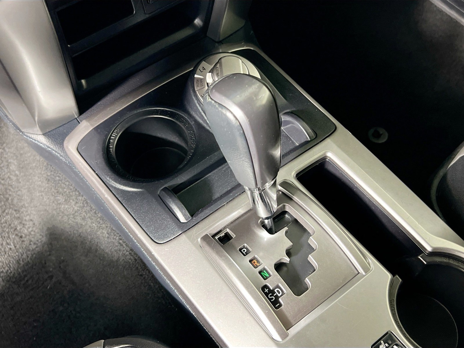 Used 2024 Ice Cap Toyota SR5 Premium image 21