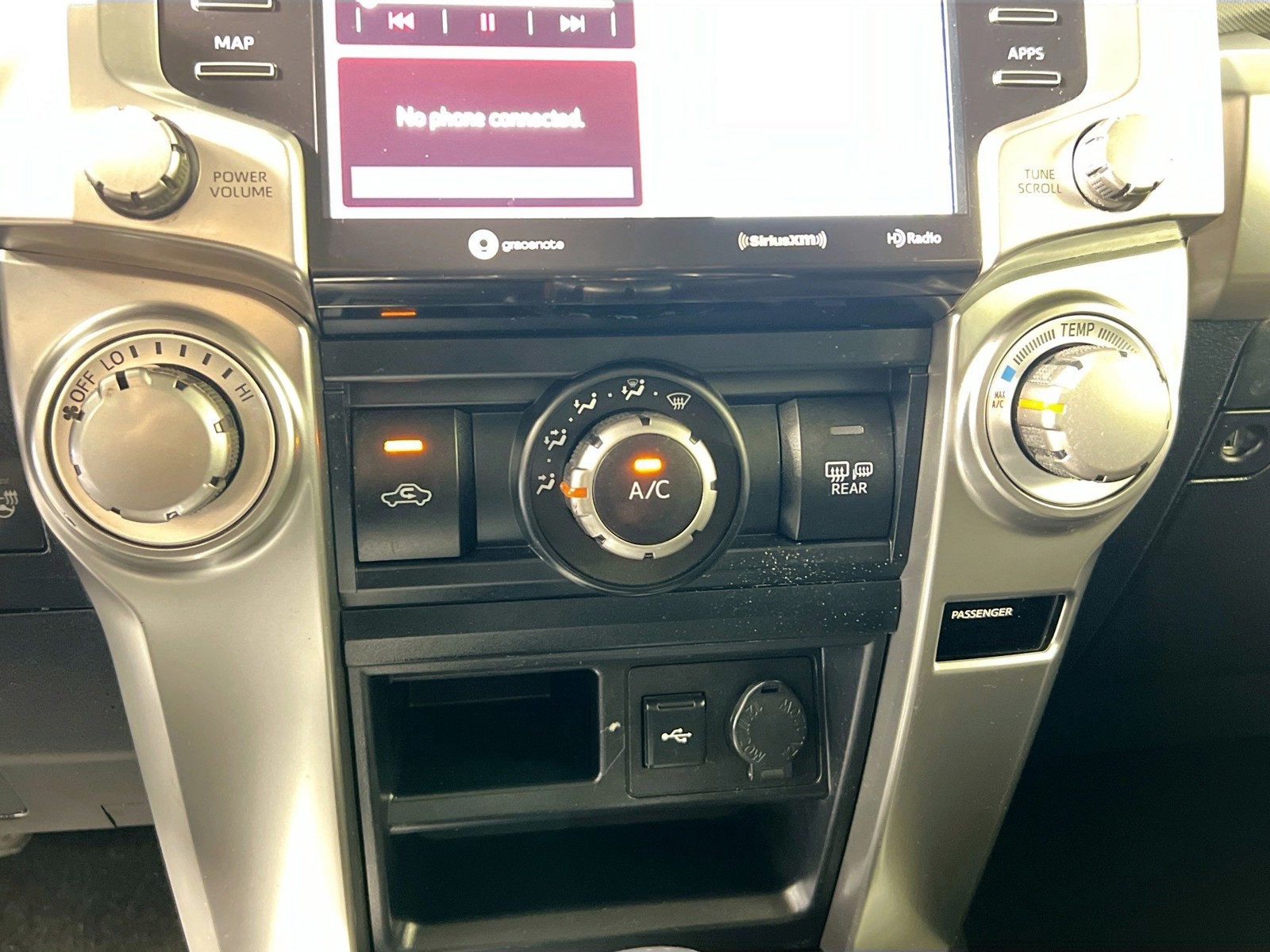 Used 2024 Ice Cap Toyota SR5 Premium image 23