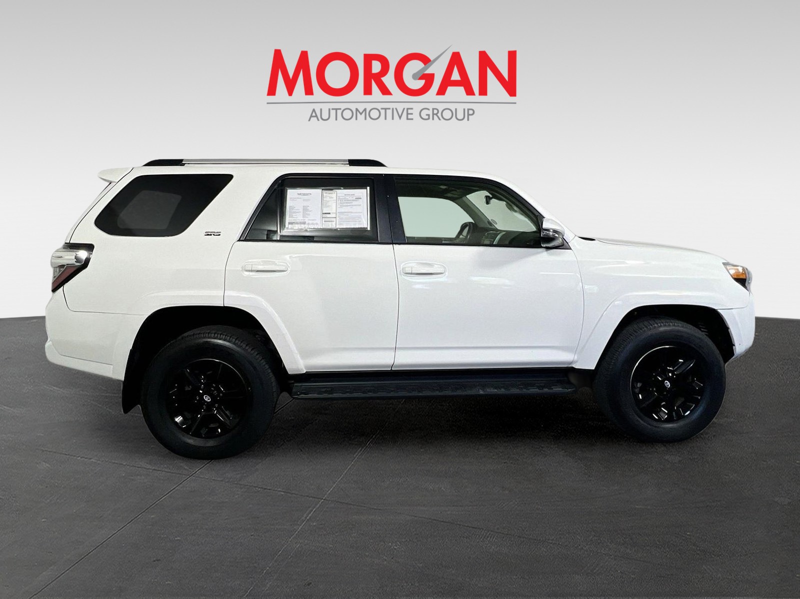 Used 2024 Ice Cap Toyota SR5 Premium image 2