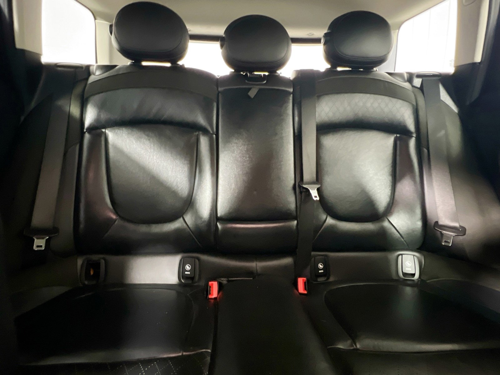 Used 2020 Midnight Black Metallic MINI Iconic image 23