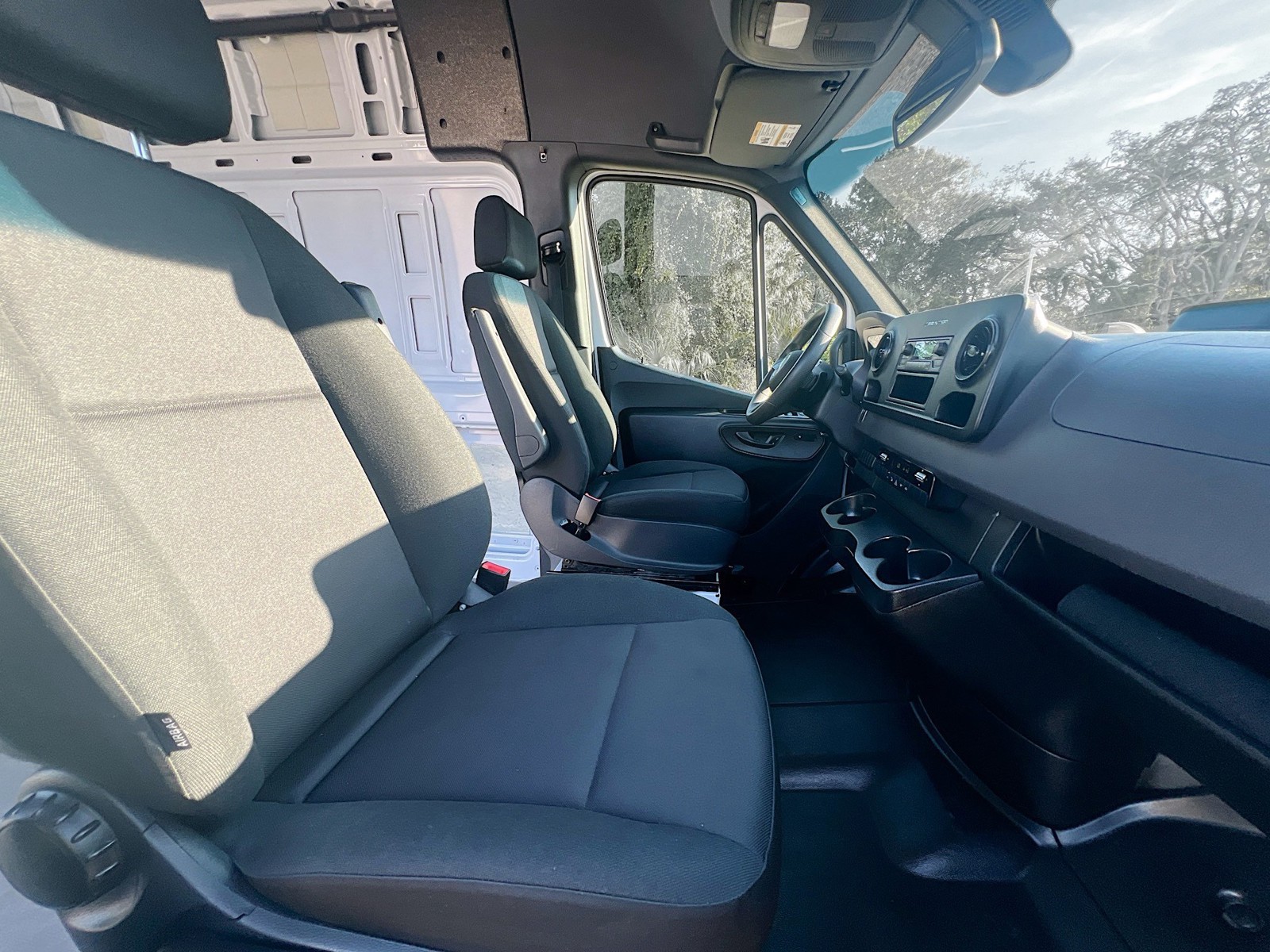 Used 2025 Grey White Mercedes-Benz Cargo 170 WB image 26