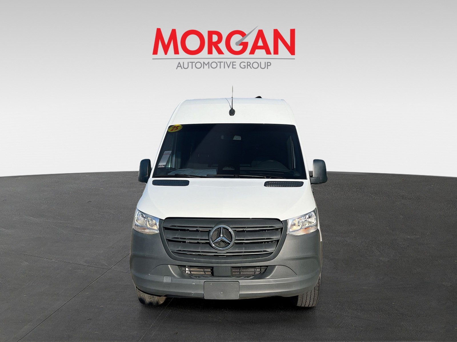 Used 2025 Grey White Mercedes-Benz Cargo 170 WB image 8
