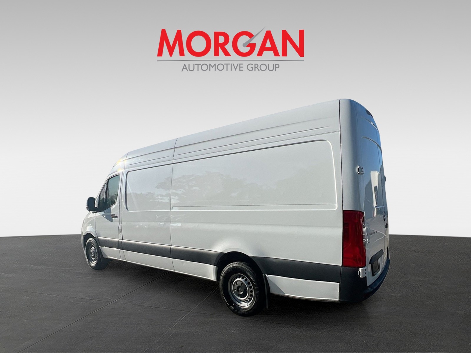 Used 2025 Grey White Mercedes-Benz Cargo 170 WB image 5