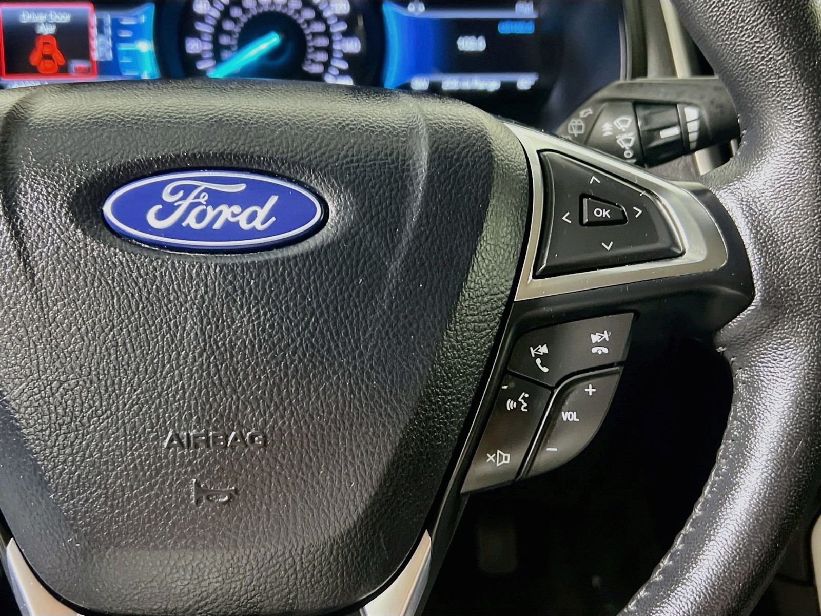 Used 2024 Carbonized Gray Metallic Ford SEL image 17