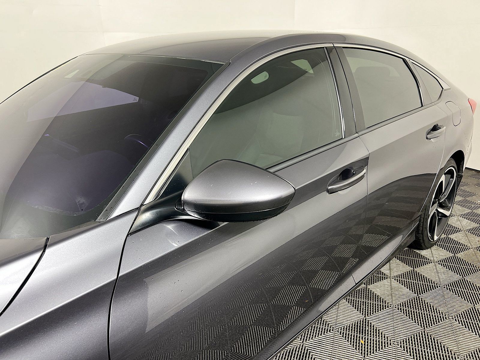 Used 2020 Modern Steel Metallic Honda Sport image 10