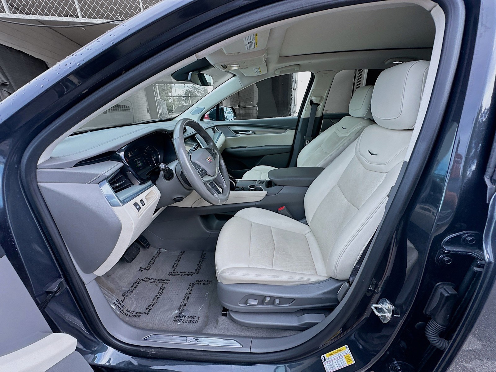 Used 2023 Wilder Metallic Cadillac Premium Luxury image 18
