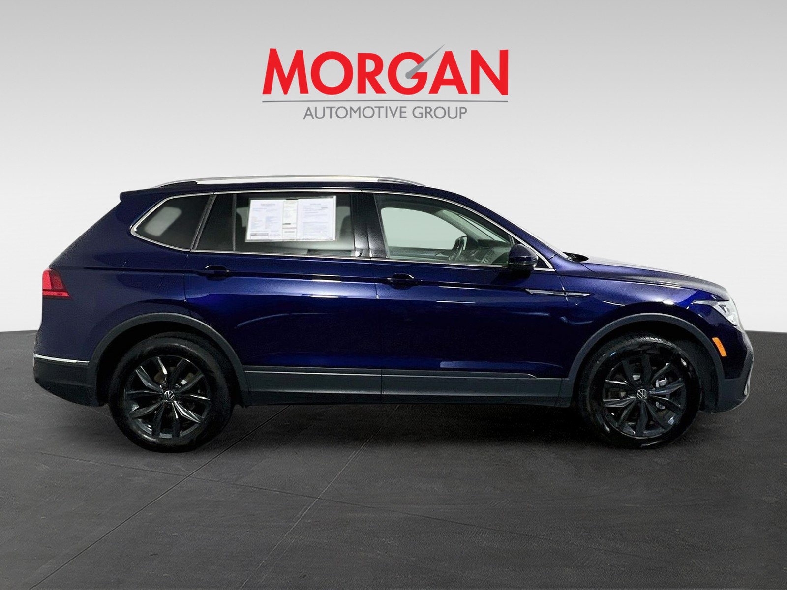 Used 2024 Atlantic Blue Metallic Volkswagen 2.0T SE image 2