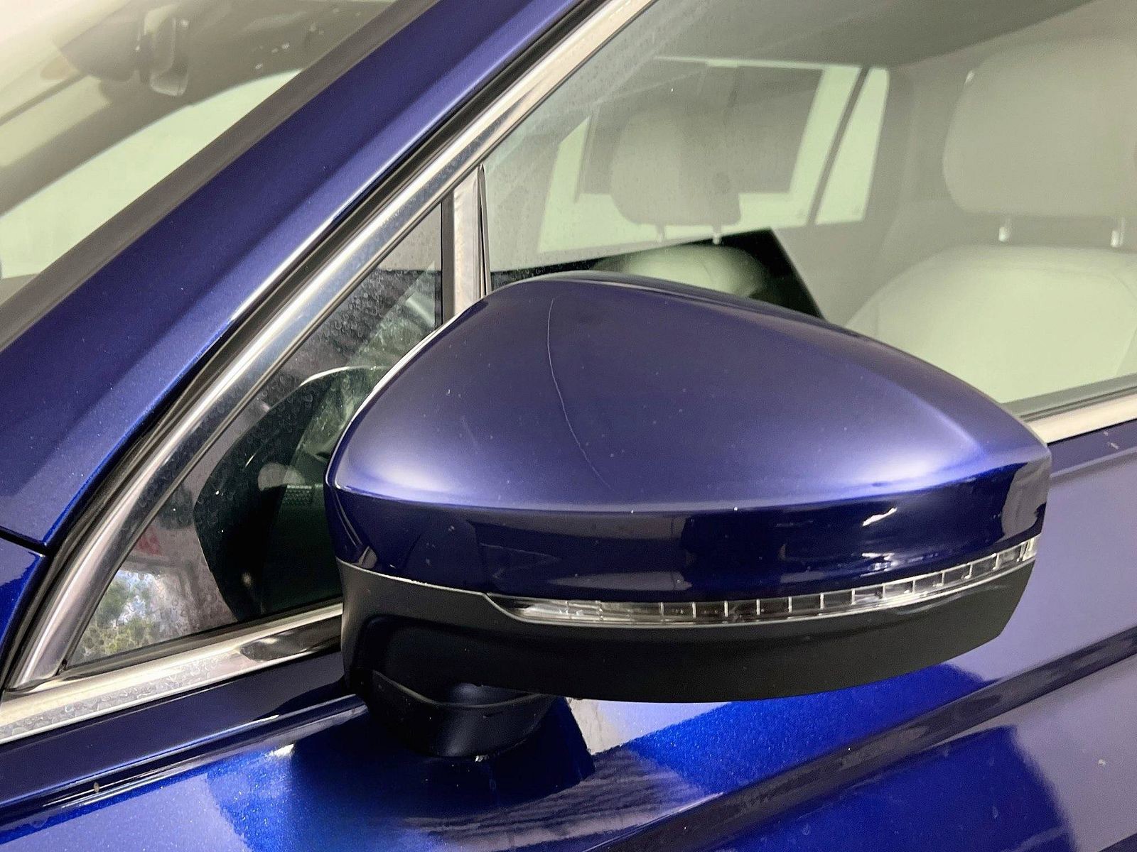 Used 2024 Atlantic Blue Metallic Volkswagen 2.0T SE image 10