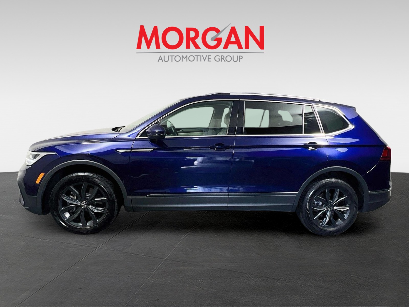 Used 2024 Atlantic Blue Metallic Volkswagen 2.0T SE image 6