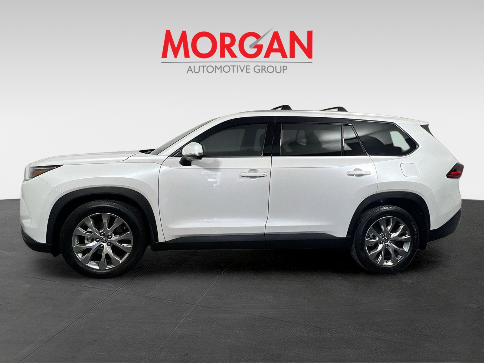 Used 2025 Wind Chill Pearl Toyota Limited image 6