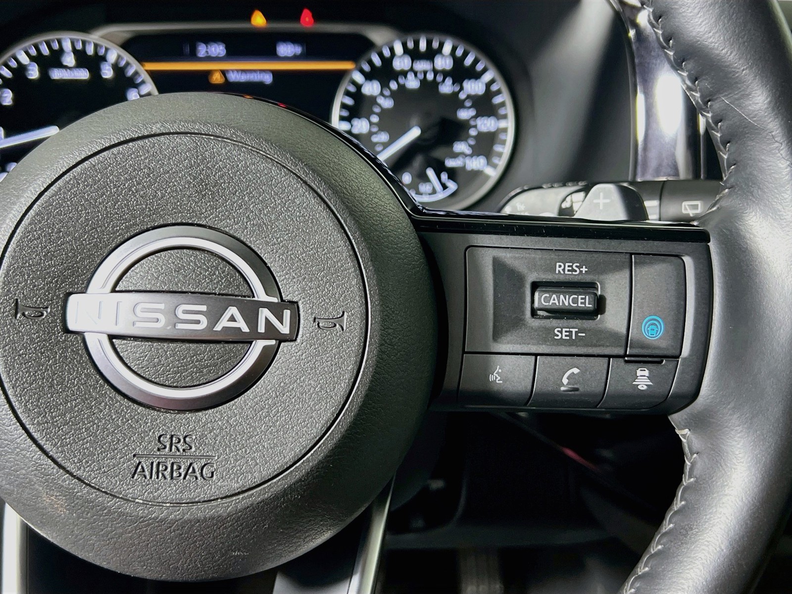 Used 2025 Gun Metallic Nissan SL image 17