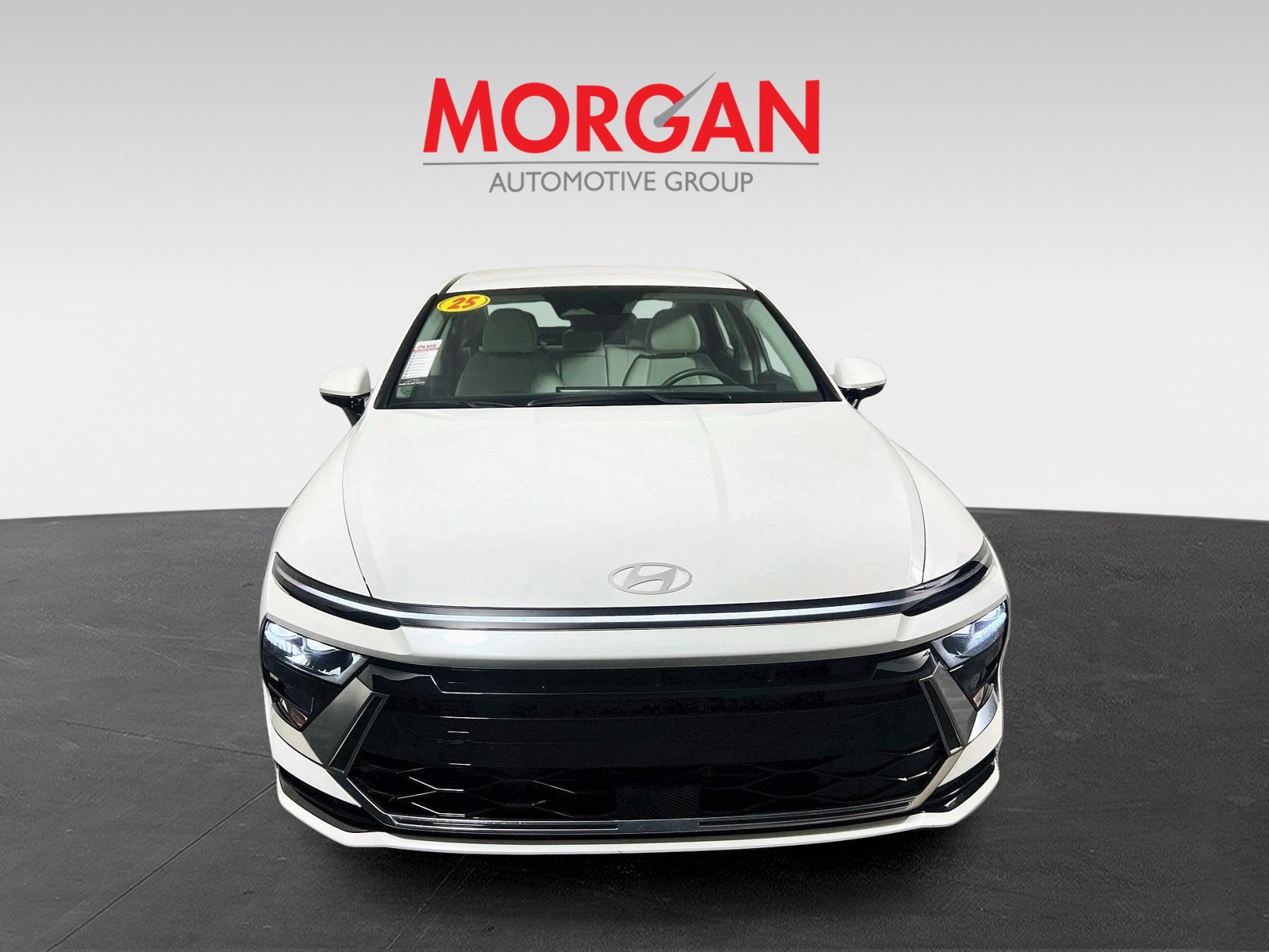 Used 2025 Serenity White Hyundai SEL image 8