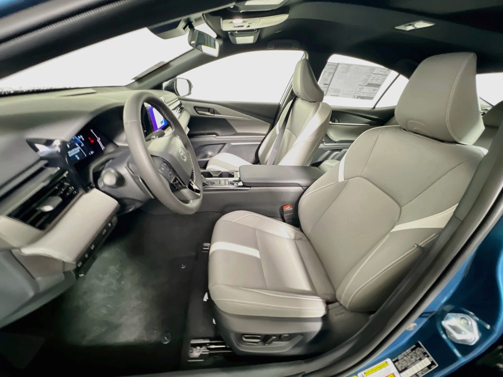 New 2026 Ocean Gem Toyota SE image 12