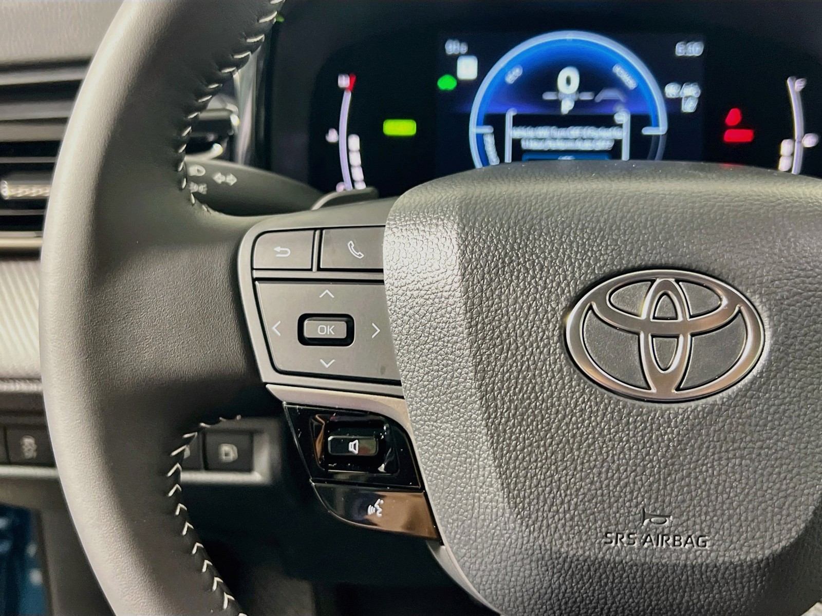 New 2026 Ocean Gem Toyota SE image 16