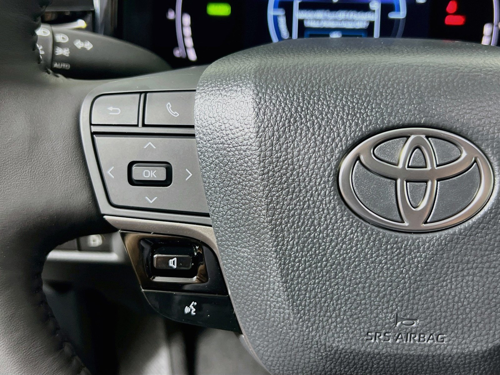 New 2026 Celestial Silver Metallic Toyota LE image 16