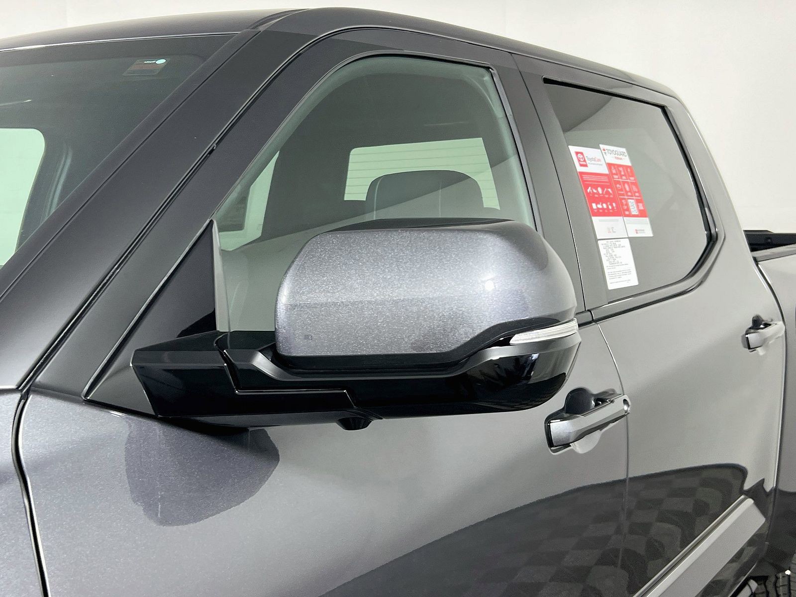 New 2026 Magnetic Gray Metallic Toyota Platinum image 10