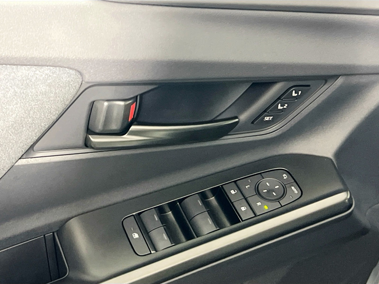 New 2026 Overcast Toyota XSE image 14