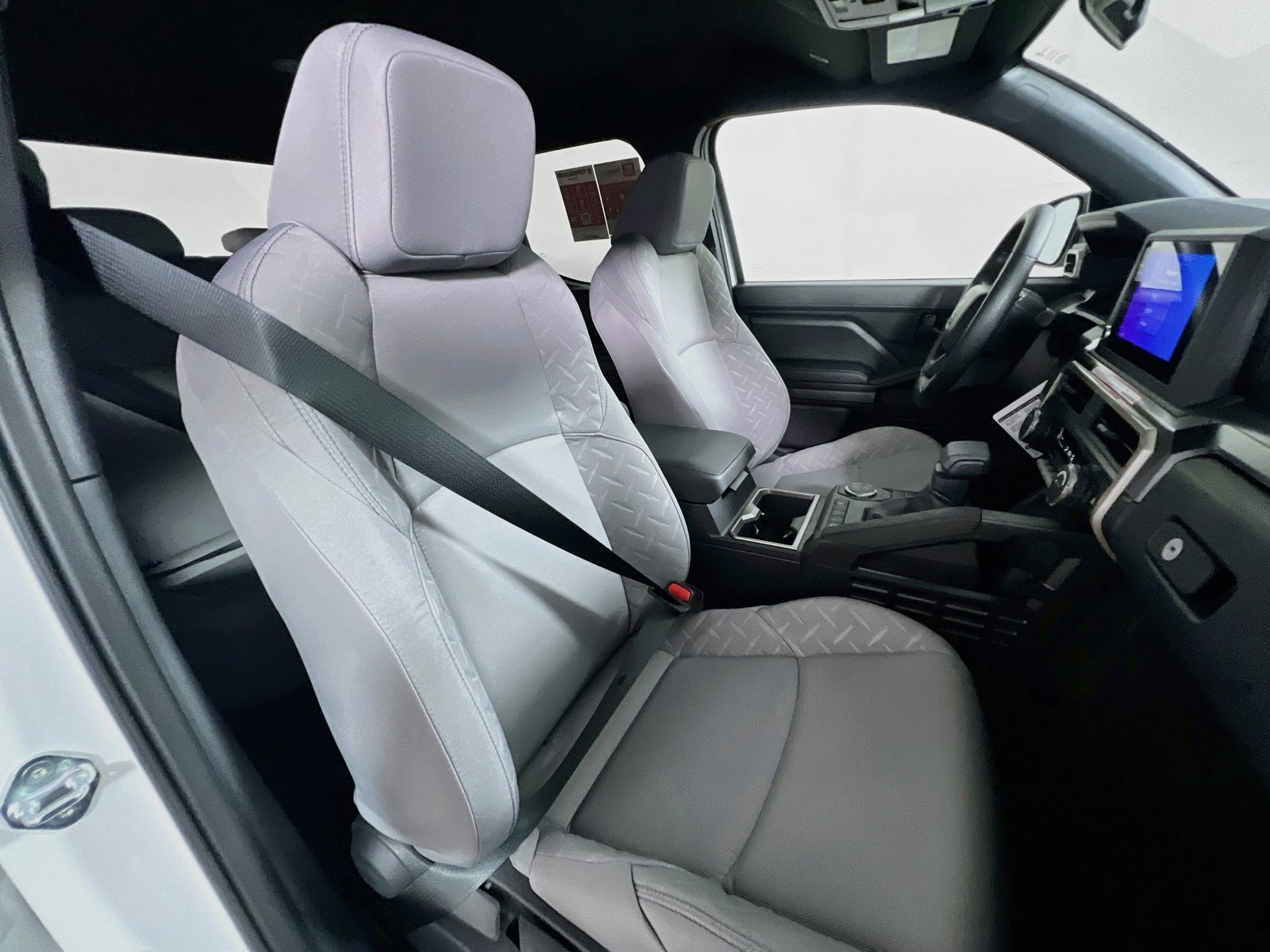 New 2026 Ice Cap Toyota SR5 image 27
