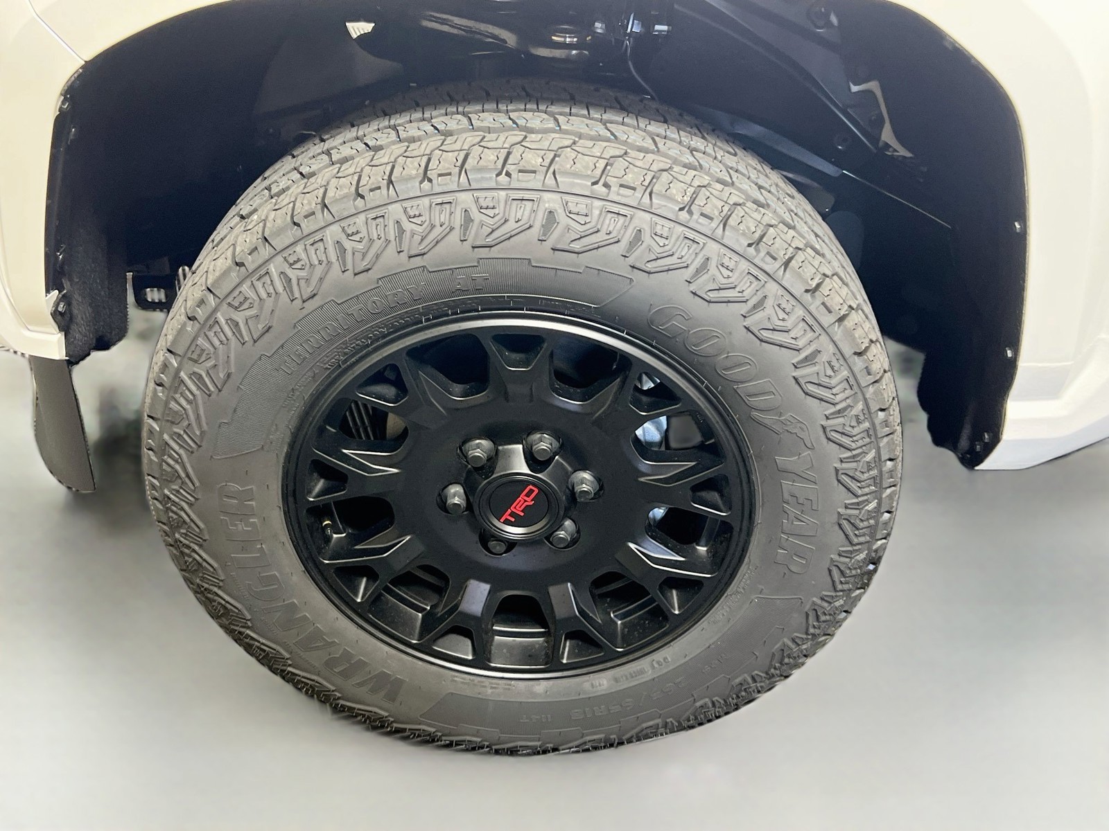 New 2026 Ice Cap Toyota SR5 image 11