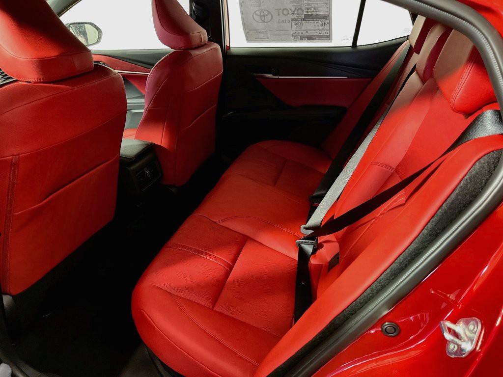 New 2027 Supersonic Red w/Midnight Black Metallic Roof Toyota XSE image 25