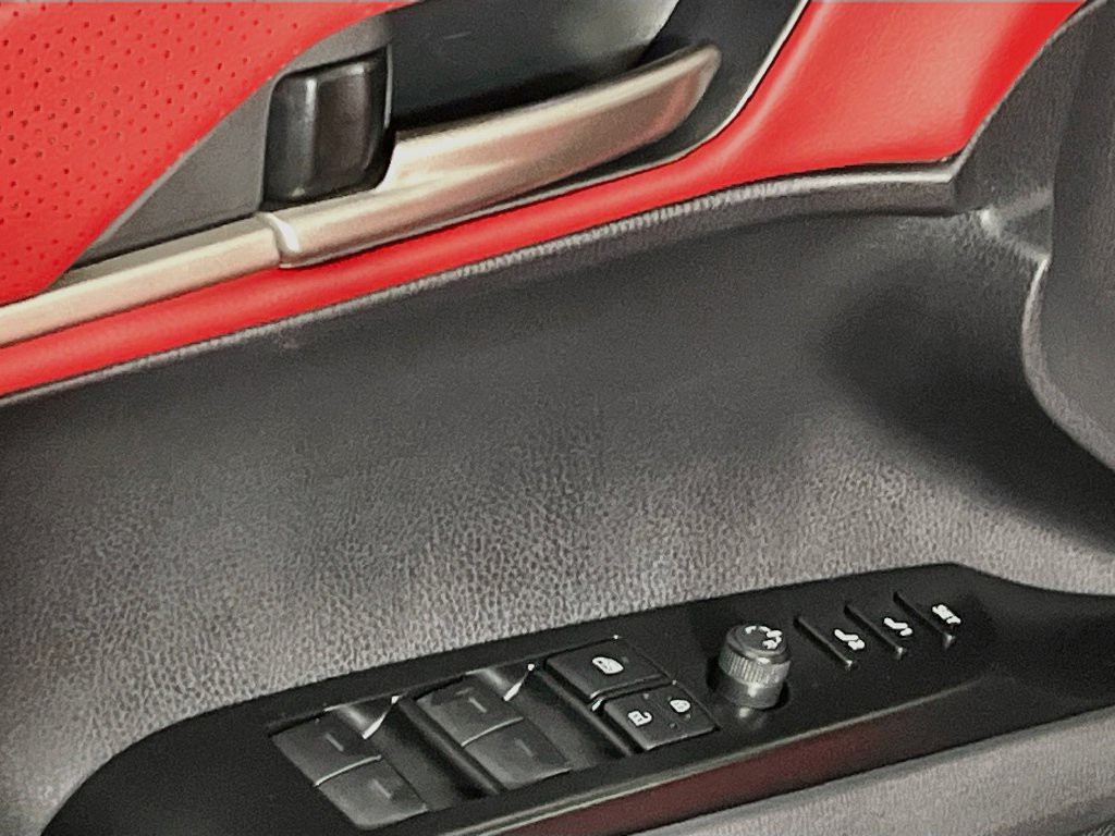 New 2027 Supersonic Red w/Midnight Black Metallic Roof Toyota XSE image 14
