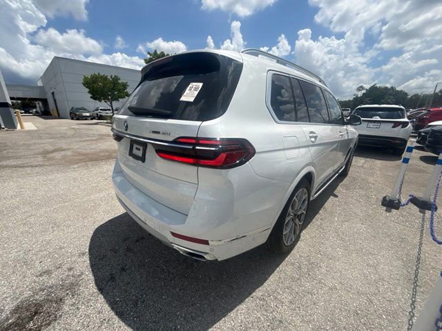 Used 2025 Mineral White Metallic BMW xDrive40i image 2
