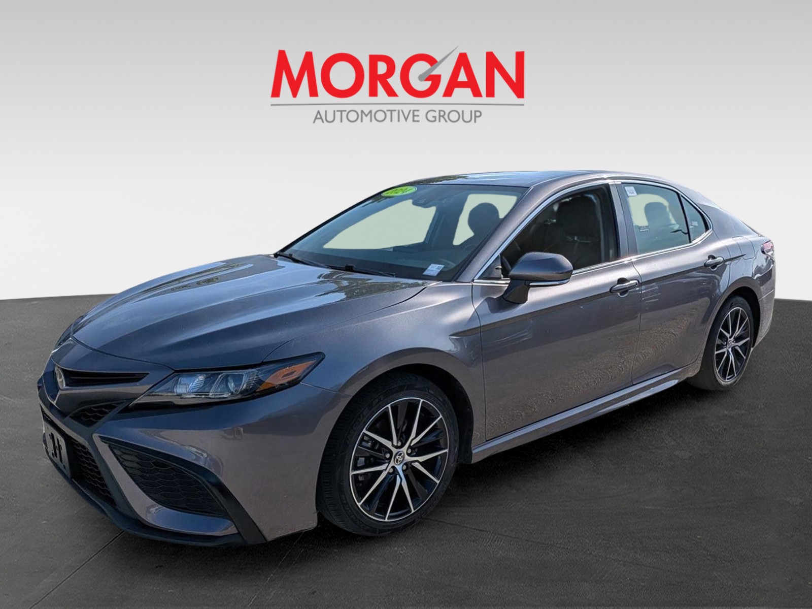 Used 2024 Predawn Gray Mica Toyota SE image 8